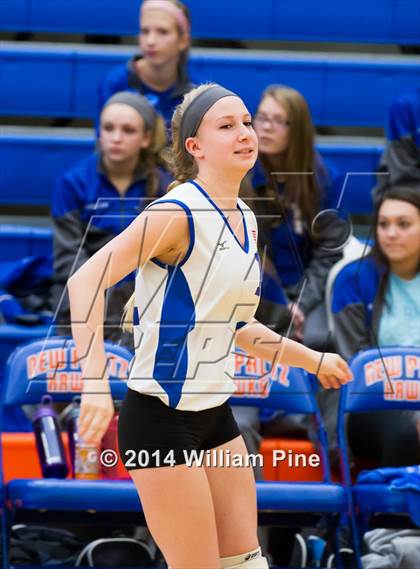 Thumbnail 2 in Rondout Valley vs. Goshen Central (Section 9 Class B Final) photogallery.