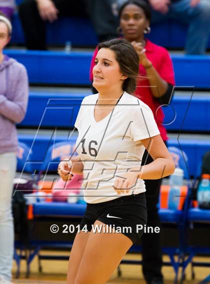 Thumbnail 2 in Rondout Valley vs. Goshen Central (Section 9 Class B Final) photogallery.