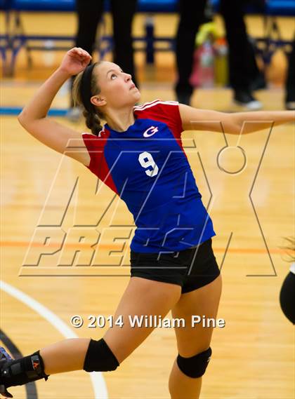 Thumbnail 2 in Rondout Valley vs. Goshen Central (Section 9 Class B Final) photogallery.
