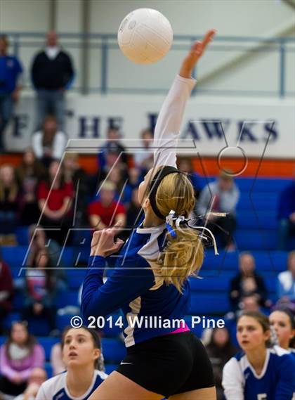 Thumbnail 3 in Rondout Valley vs. Goshen Central (Section 9 Class B Final) photogallery.