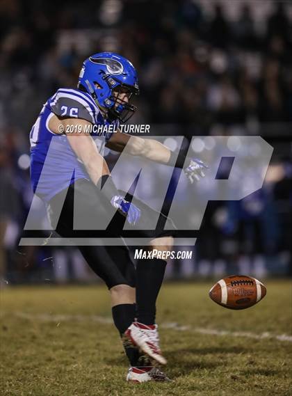 Thumbnail 2 in Mountain View @ Coeur d'Alene (State 5A Quarter Final) photogallery.