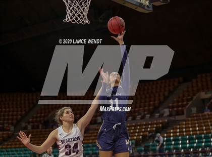 Thumbnail 1 in Mullen vs. Berthoud (CHSAA 4A Final Four) photogallery.