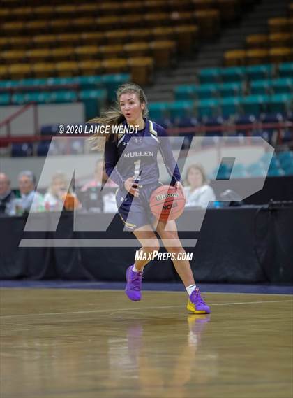 Thumbnail 2 in Mullen vs. Berthoud (CHSAA 4A Final Four) photogallery.
