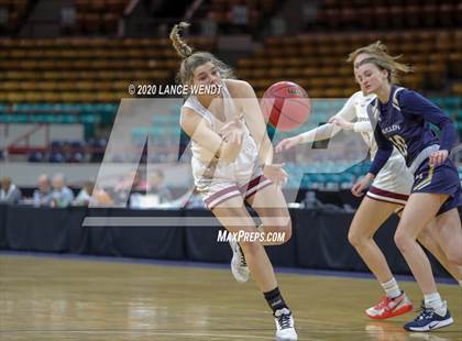 Thumbnail 3 in Mullen vs. Berthoud (CHSAA 4A Final Four) photogallery.