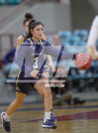Thumbnail 2 in Mullen vs. Berthoud (CHSAA 4A Final Four) photogallery.