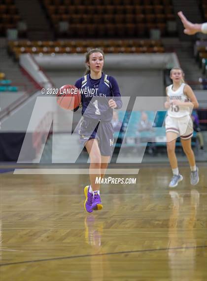 Thumbnail 3 in Mullen vs. Berthoud (CHSAA 4A Final Four) photogallery.