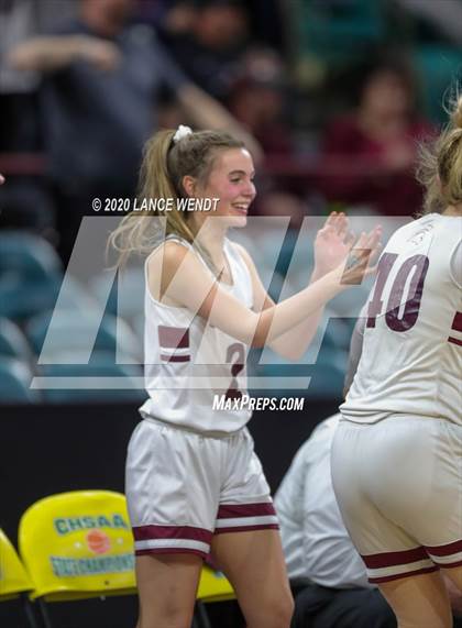 Thumbnail 2 in Mullen vs. Berthoud (CHSAA 4A Final Four) photogallery.