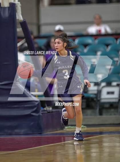 Thumbnail 1 in Mullen vs. Berthoud (CHSAA 4A Final Four) photogallery.