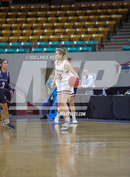 Thumbnail 2 in Mullen vs. Berthoud (CHSAA 4A Final Four) photogallery.