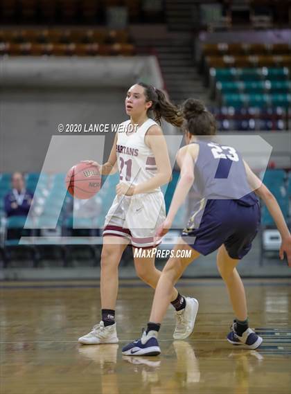 Thumbnail 1 in Mullen vs. Berthoud (CHSAA 4A Final Four) photogallery.