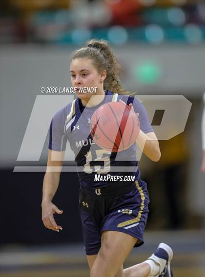 Thumbnail 1 in Mullen vs. Berthoud (CHSAA 4A Final Four) photogallery.