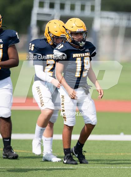 Thumbnail 3 in JV: Cypress Ranch vs Tompkins (B Teams) photogallery.