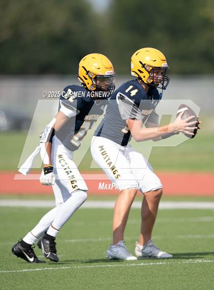 Thumbnail 2 in JV: Cypress Ranch vs Tompkins (B Teams) photogallery.