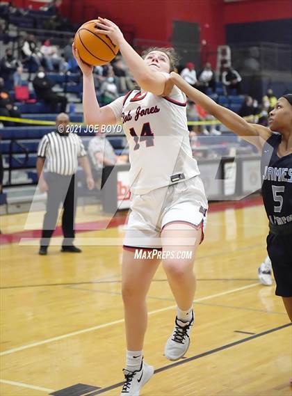Thumbnail 1 in James Clemens @ Bob Jones photogallery.