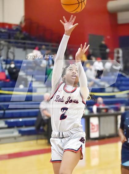 Thumbnail 3 in James Clemens @ Bob Jones photogallery.