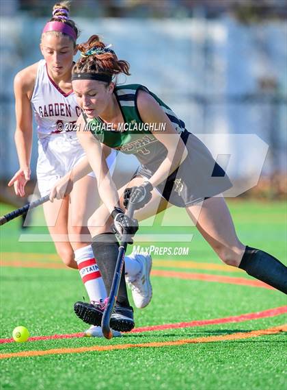 Thumbnail 2 in Vestal vs. Garden City (NYSPHSAA Class B Semifinal) photogallery.