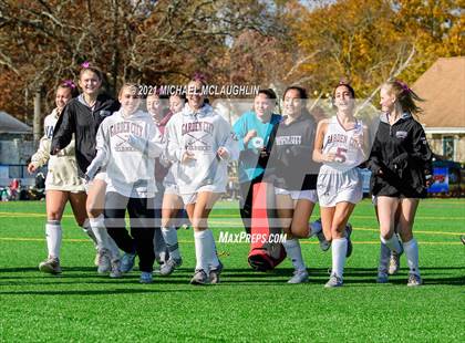 Thumbnail 1 in Vestal vs. Garden City (NYSPHSAA Class B Semifinal) photogallery.