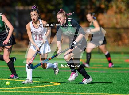 Thumbnail 1 in Vestal vs. Garden City (NYSPHSAA Class B Semifinal) photogallery.