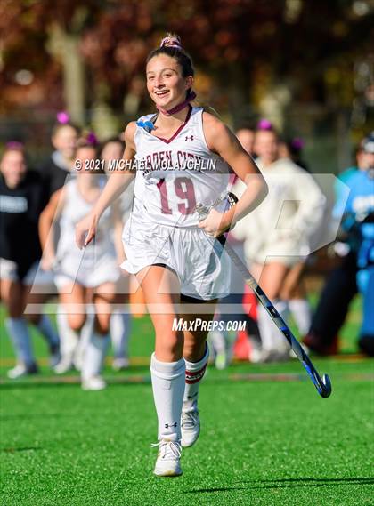 Thumbnail 1 in Vestal vs. Garden City (NYSPHSAA Class B Semifinal) photogallery.