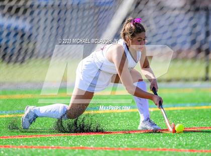 Thumbnail 1 in Vestal vs. Garden City (NYSPHSAA Class B Semifinal) photogallery.