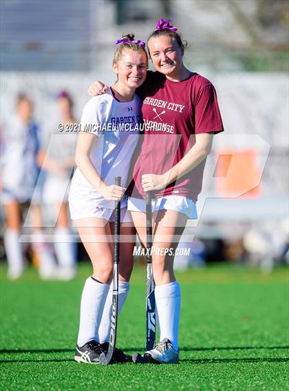 Thumbnail 1 in Vestal vs. Garden City (NYSPHSAA Class B Semifinal) photogallery.