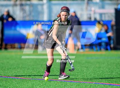 Thumbnail 1 in Vestal vs. Garden City (NYSPHSAA Class B Semifinal) photogallery.