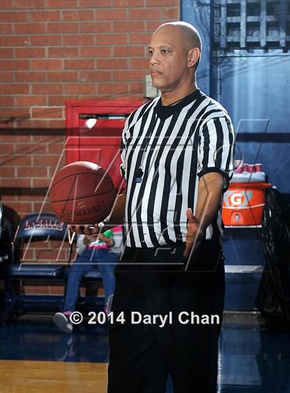 Thumbnail 1 in Eisenhower vs San Marcos (#D1 Bound Southern California Christmas Classic) photogallery.