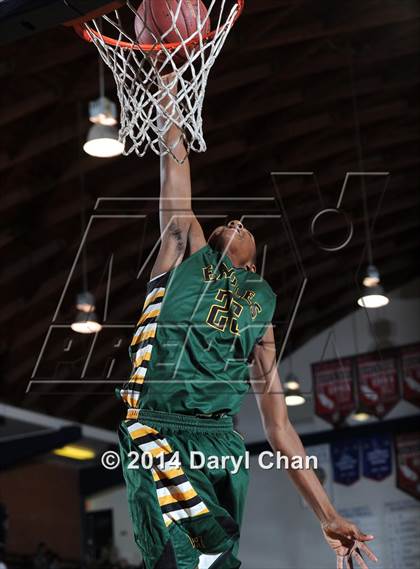 Thumbnail 1 in Eisenhower vs San Marcos (#D1 Bound Southern California Christmas Classic) photogallery.