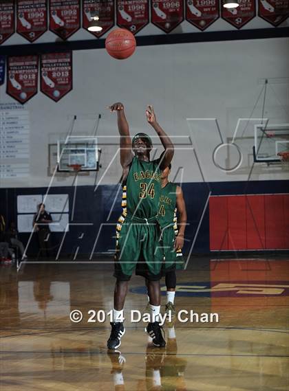 Thumbnail 2 in Eisenhower vs San Marcos (#D1 Bound Southern California Christmas Classic) photogallery.