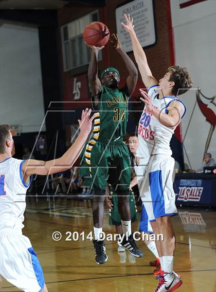 Thumbnail 3 in Eisenhower vs San Marcos (#D1 Bound Southern California Christmas Classic) photogallery.
