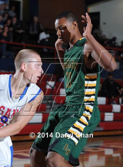 Thumbnail 2 in Eisenhower vs San Marcos (#D1 Bound Southern California Christmas Classic) photogallery.