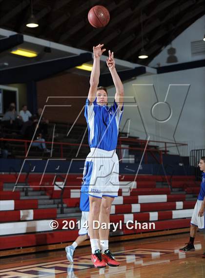Thumbnail 3 in Eisenhower vs San Marcos (#D1 Bound Southern California Christmas Classic) photogallery.