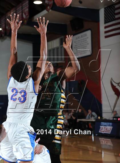 Thumbnail 1 in Eisenhower vs San Marcos (#D1 Bound Southern California Christmas Classic) photogallery.