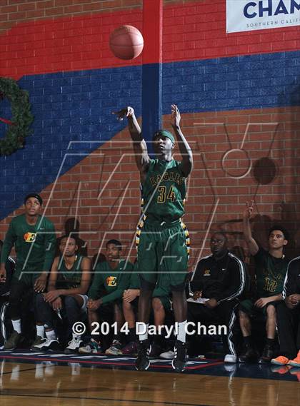 Thumbnail 2 in Eisenhower vs San Marcos (#D1 Bound Southern California Christmas Classic) photogallery.