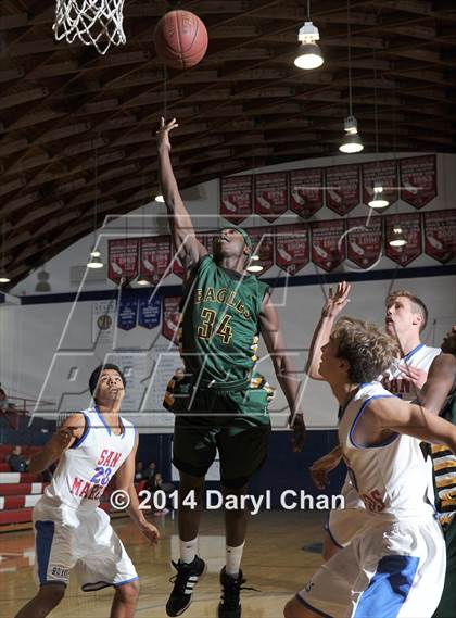 Thumbnail 1 in Eisenhower vs San Marcos (#D1 Bound Southern California Christmas Classic) photogallery.