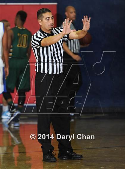 Thumbnail 1 in Eisenhower vs San Marcos (#D1 Bound Southern California Christmas Classic) photogallery.