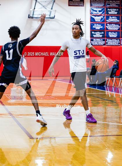 Thumbnail 2 in Stevenson Vs St James Academy(DC) (The Preview HS Showcase) photogallery.