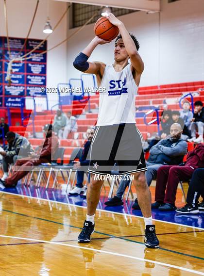 Thumbnail 2 in Stevenson Vs St James Academy(DC) (The Preview HS Showcase) photogallery.