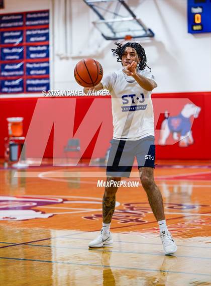 Thumbnail 2 in Stevenson Vs St James Academy(DC) (The Preview HS Showcase) photogallery.