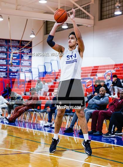 Thumbnail 3 in Stevenson Vs St James Academy(DC) (The Preview HS Showcase) photogallery.