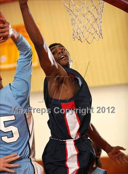 Thumbnail 2 in Pacific Hills vs. Sylmar (War On The Floor) photogallery.