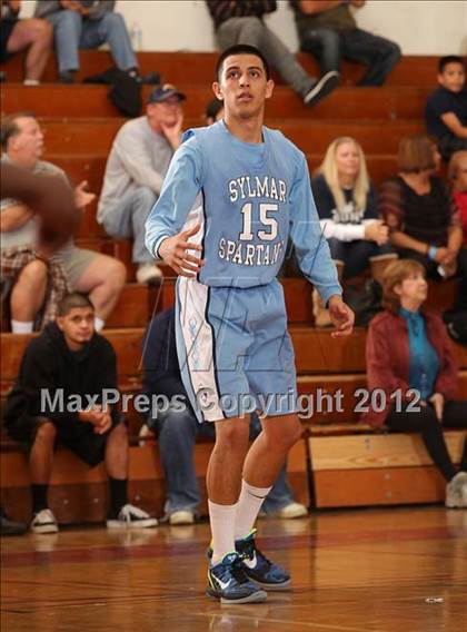 Thumbnail 2 in Pacific Hills vs. Sylmar (War On The Floor) photogallery.