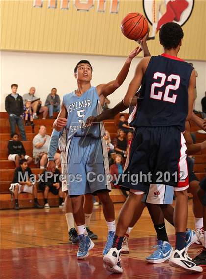 Thumbnail 1 in Pacific Hills vs. Sylmar (War On The Floor) photogallery.