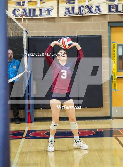 Thumbnail 3 in Regis Jesuit vs Dakota Ridge (Dakota Ridge Varsity Tournament) photogallery.