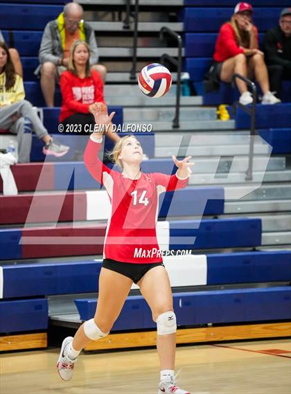 Thumbnail 2 in Regis Jesuit vs Dakota Ridge (Dakota Ridge Varsity Tournament) photogallery.