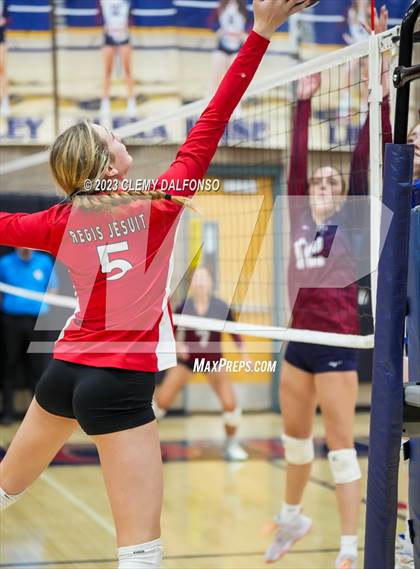 Thumbnail 3 in Regis Jesuit vs Dakota Ridge (Dakota Ridge Varsity Tournament) photogallery.