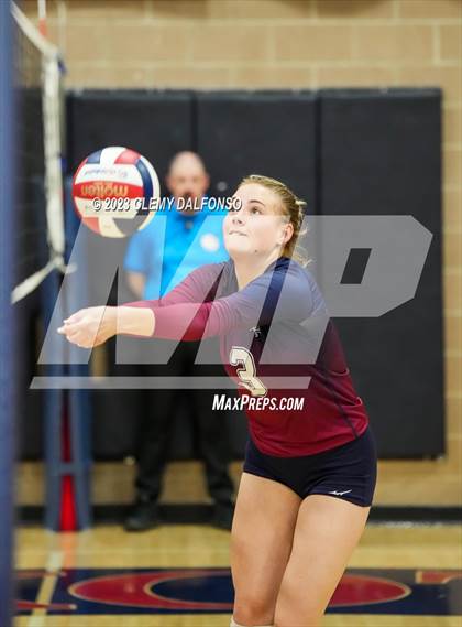 Thumbnail 2 in Regis Jesuit vs Dakota Ridge (Dakota Ridge Varsity Tournament) photogallery.