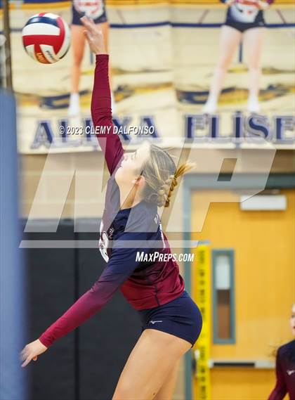 Thumbnail 3 in Regis Jesuit vs Dakota Ridge (Dakota Ridge Varsity Tournament) photogallery.