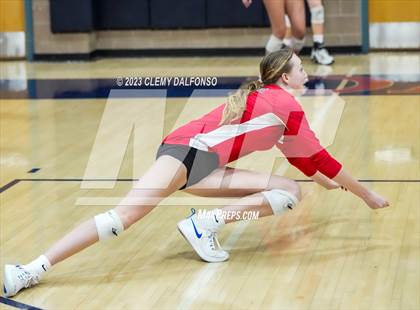 Thumbnail 1 in Regis Jesuit vs Dakota Ridge (Dakota Ridge Varsity Tournament) photogallery.