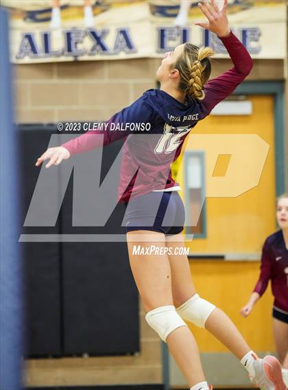 Thumbnail 2 in Regis Jesuit vs Dakota Ridge (Dakota Ridge Varsity Tournament) photogallery.